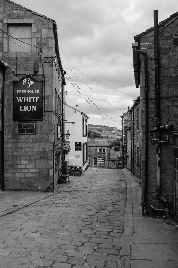 The Cross Inn Hebden Bridge Exterior foto